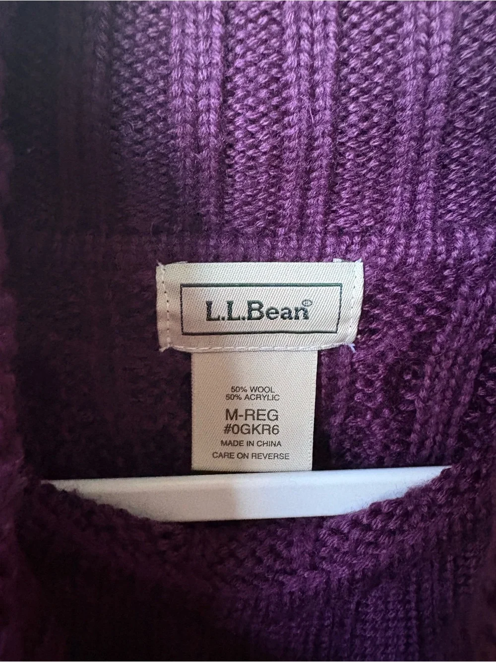 50% Wool L.L. Bean Purple Cable Knit Turtleneck Sweater💜 - Picture 2 of 6